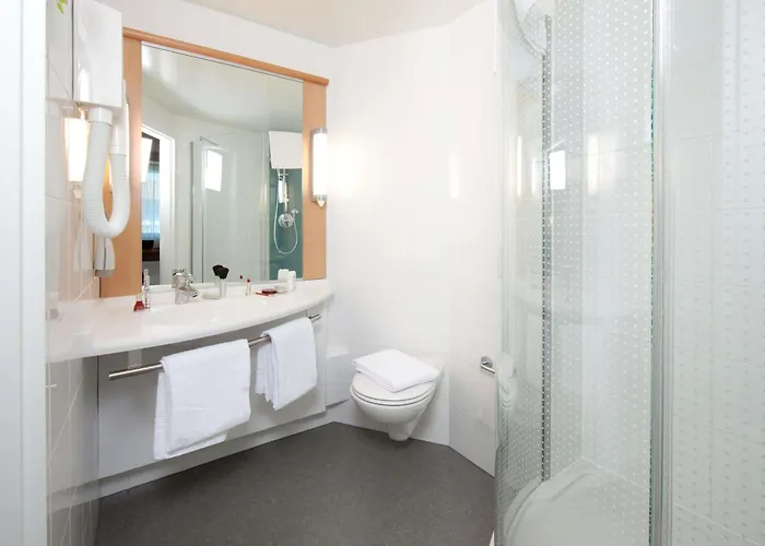 Ibis Geneve Centre Nations