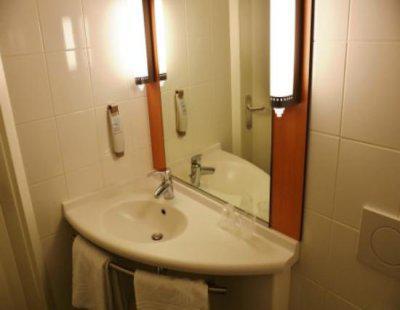 Ibis Centre Nations 3* Ginevra